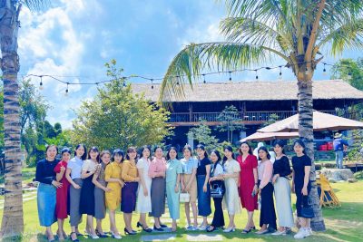 Ngày 20/10/2024 Công đoàn nhà trường đã tổ chức lễ kỷ niệm ngày Phụ nữ 20/10 cho chị em. Về dự có Bà Trần Thị Hồng Lê – CV Phòng Giáo dục và Đào tạo huyện EaKar. Đây là một dịp để tôn vinh chị em phụ nữ, đồng thời động viên để các chị em yên tâm công tác, tạo niềm vui phấn khởi, tăng năng suất làm việc của chị em Phụ nữ.